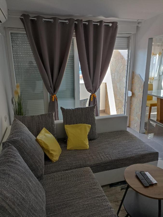Beetlejuice Apartments Šibenik Esterno foto